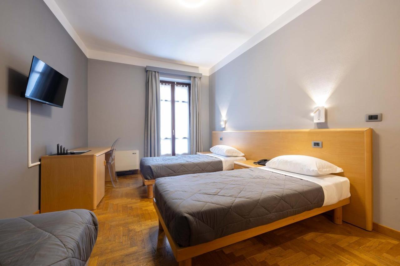 Hotel La Ferte Asti Exteriér fotografie