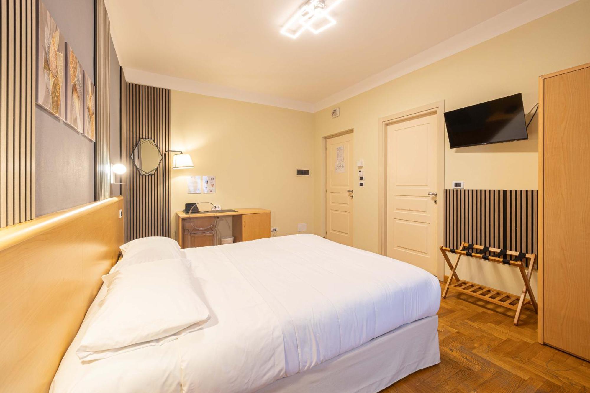 Hotel La Ferte Asti Exteriér fotografie