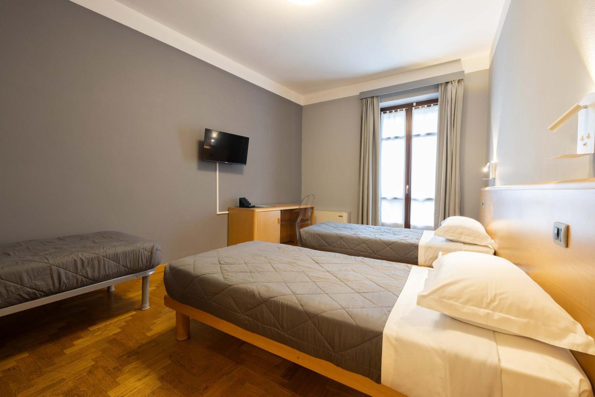 Hotel La Ferte Asti Exteriér fotografie