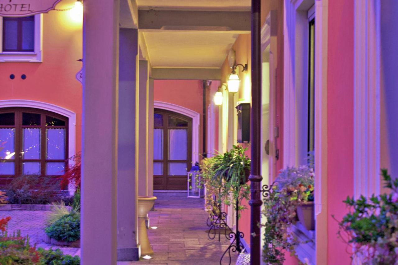 Hotel La Ferte Asti Exteriér fotografie